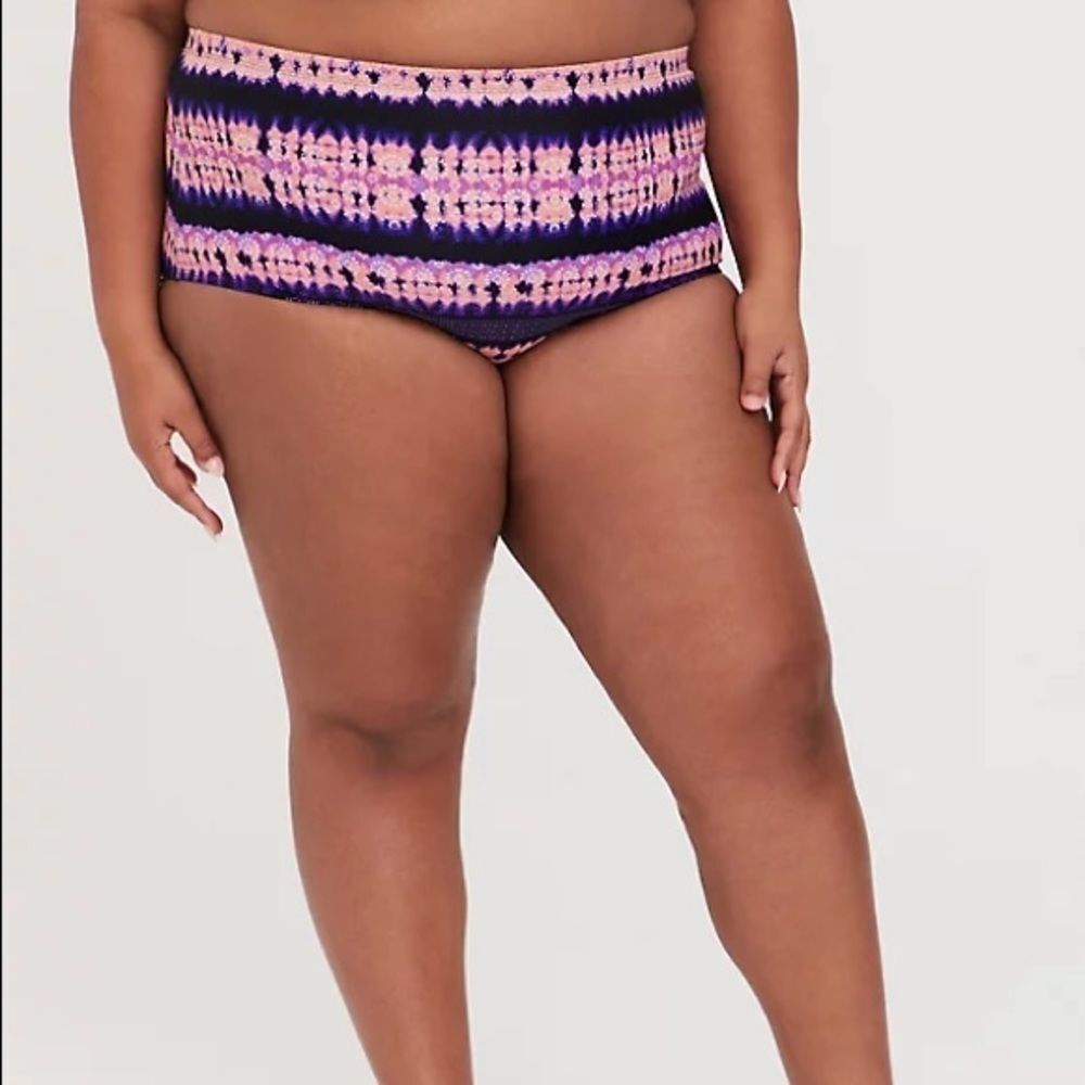 Torrid PINK & PURPLE TIE-DYE FLOUNCE BIKINI BOTTOM‎